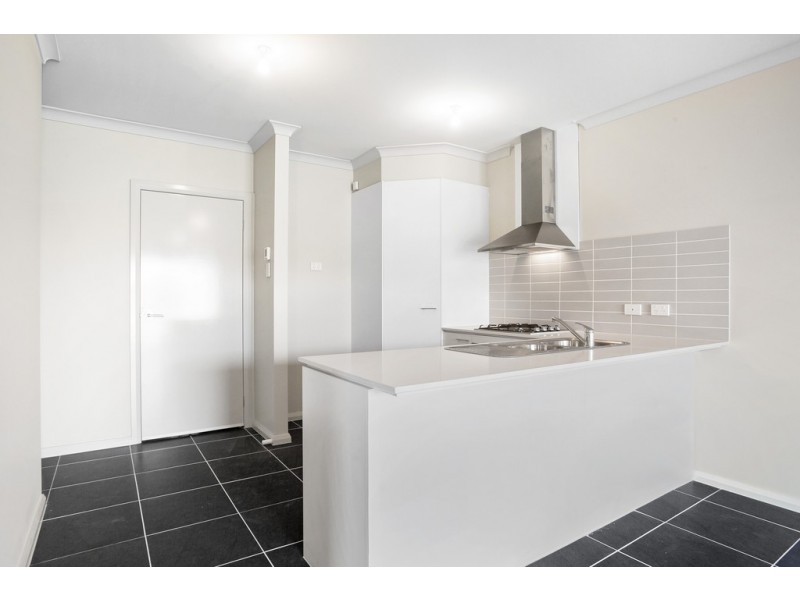 4 Flint Close, Doreen VIC 3754