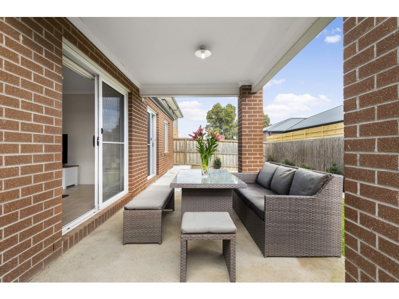 30 Windermere Parade, Doreen VIC 3754