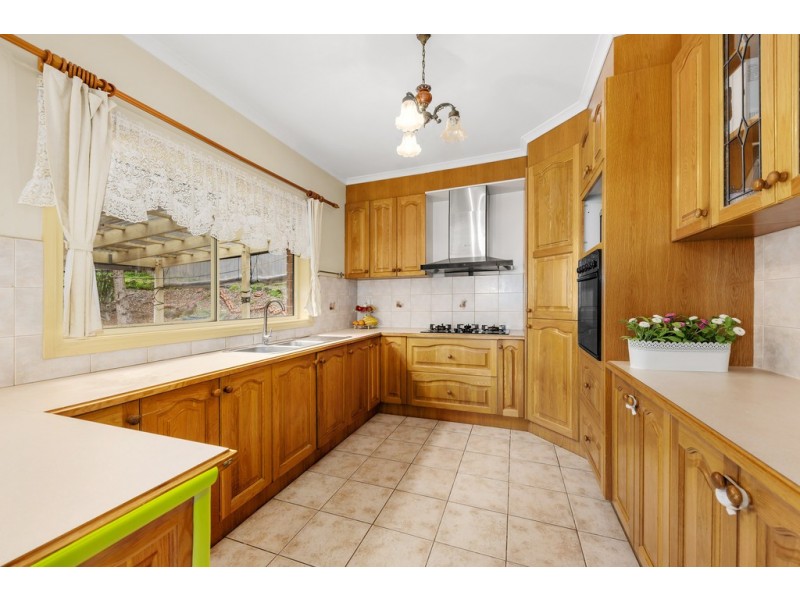 14 Doowi Court, Greensborough VIC 3088