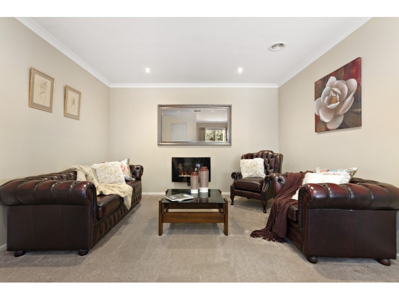 21 Breenview Place, Doreen VIC 3754