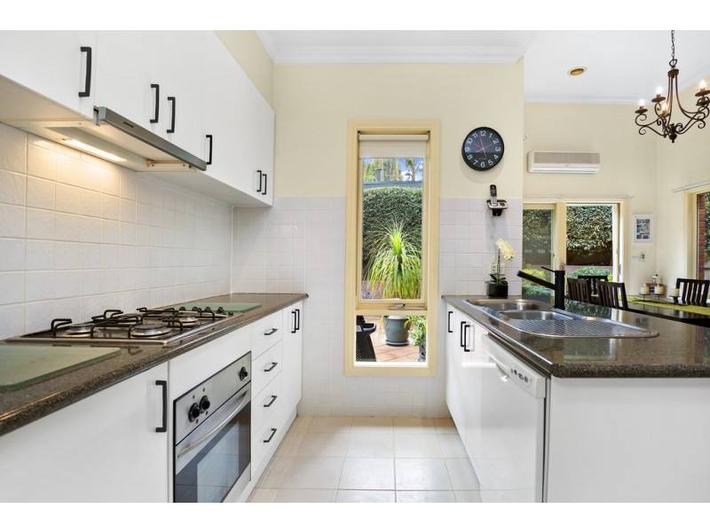 3/50 Beaconsfield Road, Briar Hill VIC 3088