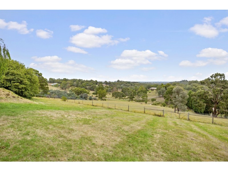 349-357 Ironbark Road, Yarrambat VIC 3091