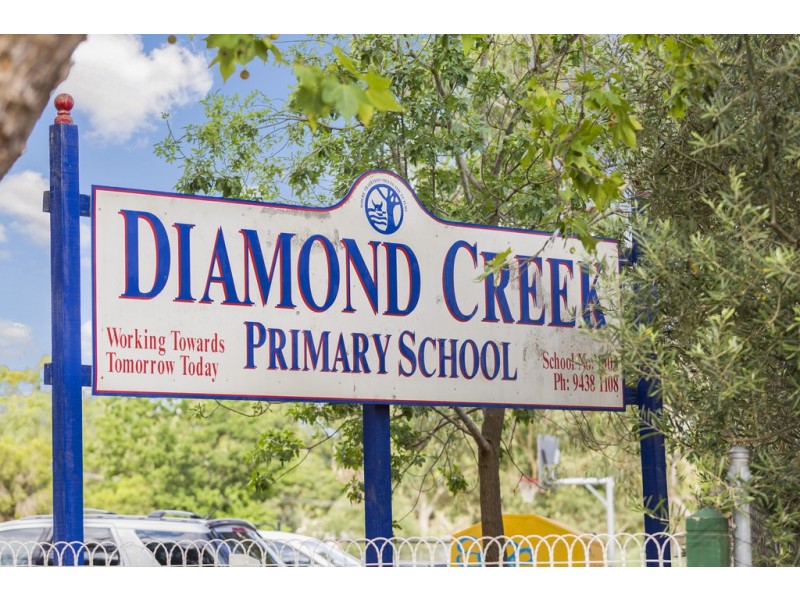 6 Union Gold Crescent, Diamond Creek VIC 3089