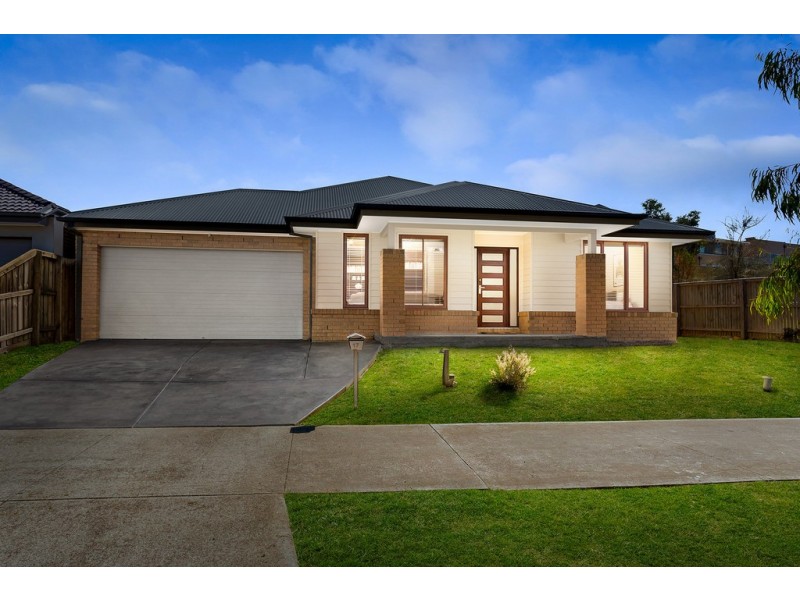 17 Pipers Lane, Mernda VIC 3754