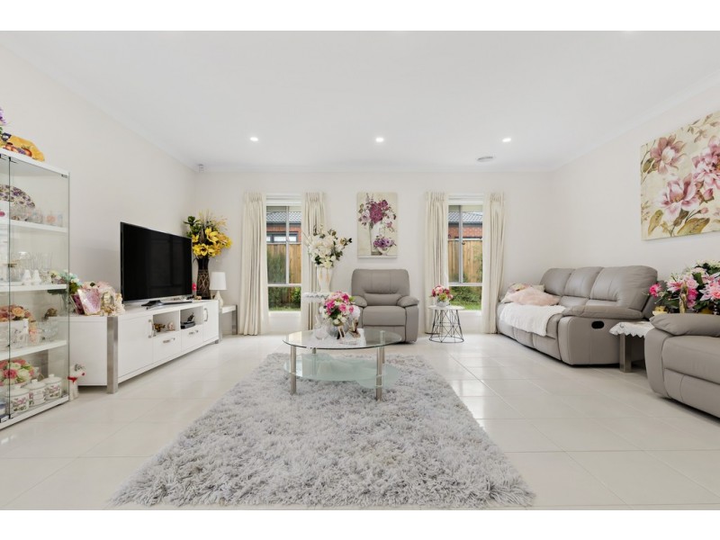 5 Corrimbla Avenue, Wollert VIC 3750