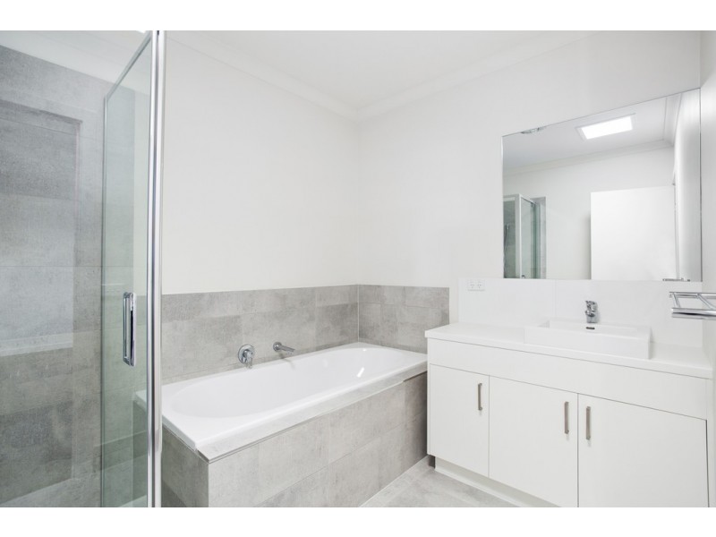 26 Lowe Drive, Doreen VIC 3754