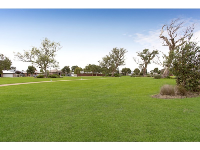 5 Karakul Crescent, Doreen VIC 3754