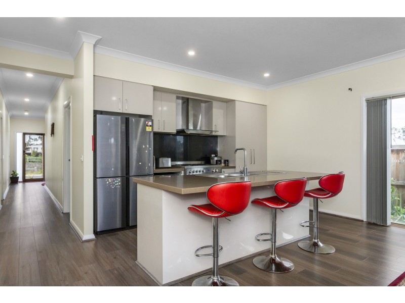 38 Adoquin Street, Doreen VIC 3754