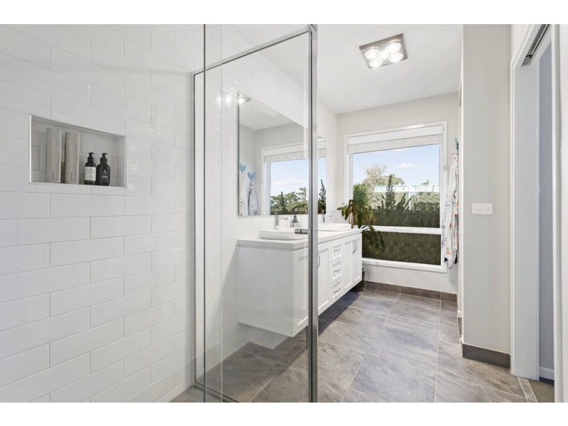 7 Resolution Circuit, Doreen VIC 3754