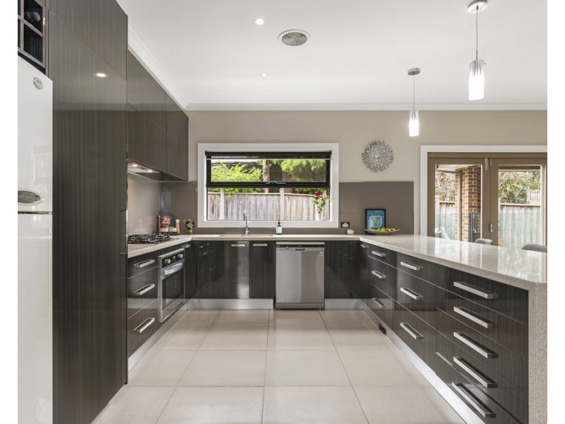 2 The Parkway, Mernda VIC 3754