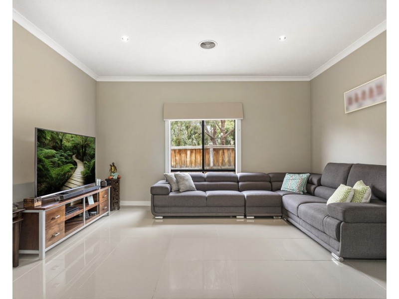 2 The Parkway, Mernda VIC 3754