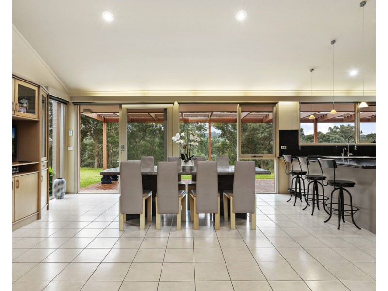 17 Robbies Road, Yarrambat VIC 3091