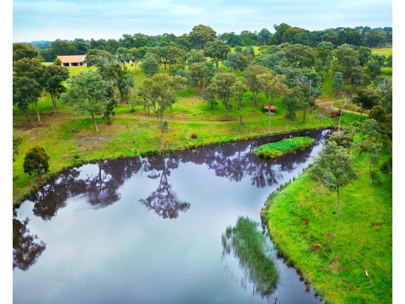 17 Robbies Road, Yarrambat VIC 3091