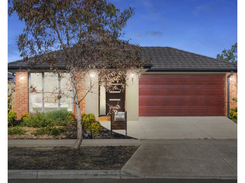 39 Waterway Boulevard, Doreen VIC 3754