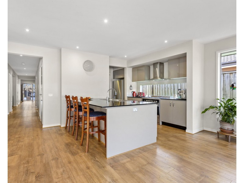 39 Waterway Boulevard, Doreen VIC 3754