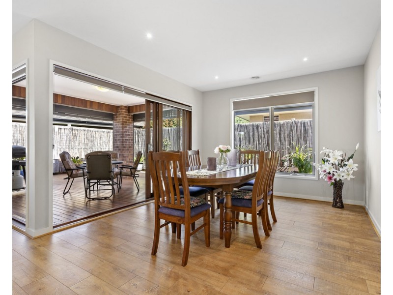 39 Waterway Boulevard, Doreen VIC 3754