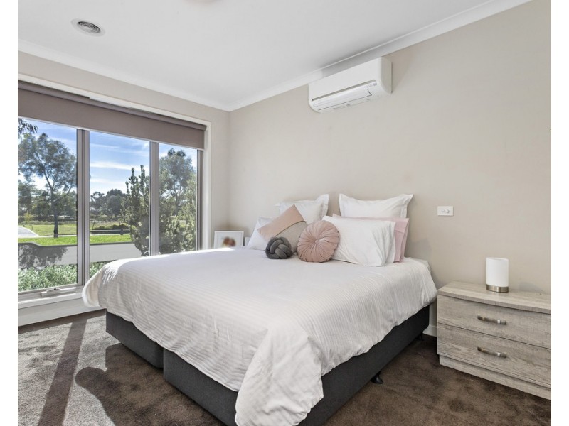 39 Waterway Boulevard, Doreen VIC 3754