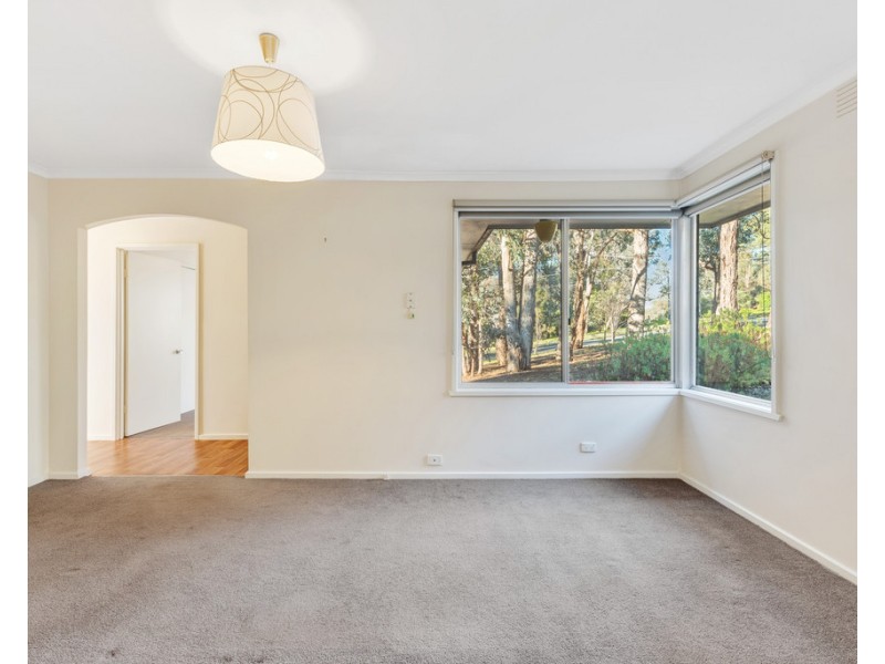 29 Woodland Grove, Briar Hill VIC 3088