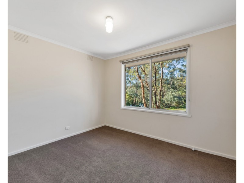 29 Woodland Grove, Briar Hill VIC 3088