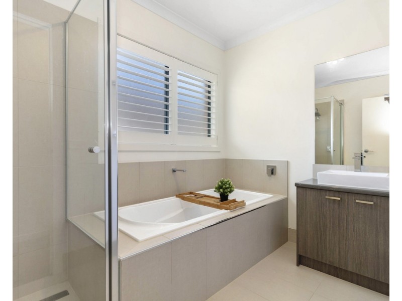 12 Kaneky Road, Doreen VIC 3754