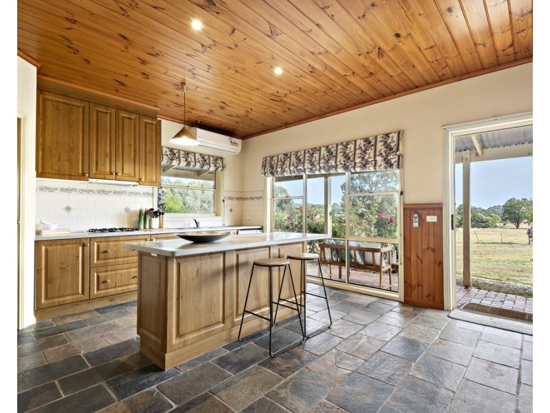 10 Broadford-Wandong Road, Wandong VIC 3758