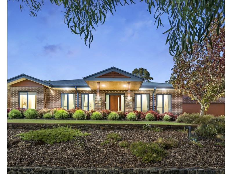 82 Brookwood Avenue, Doreen VIC 3754