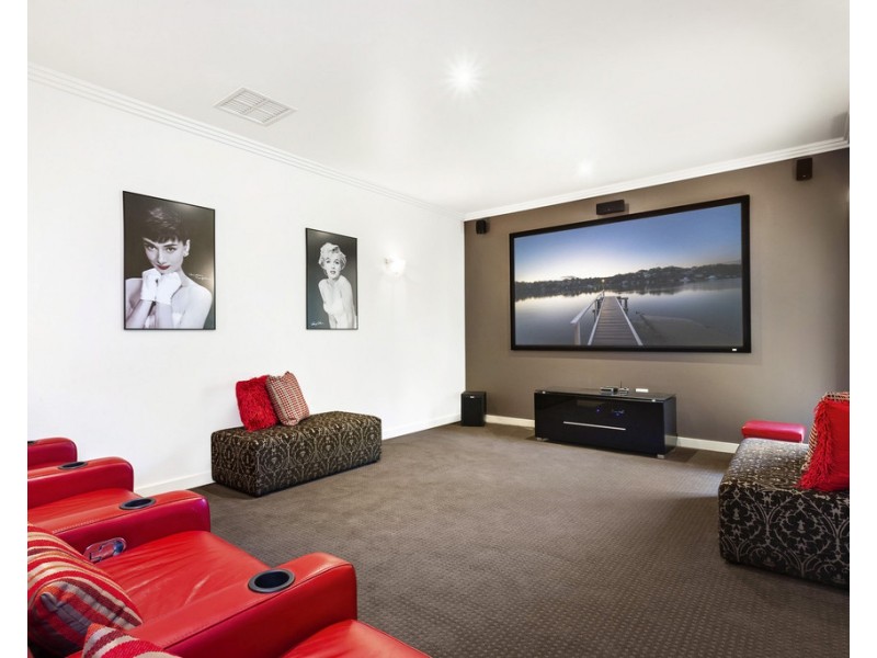 82 Brookwood Avenue, Doreen VIC 3754