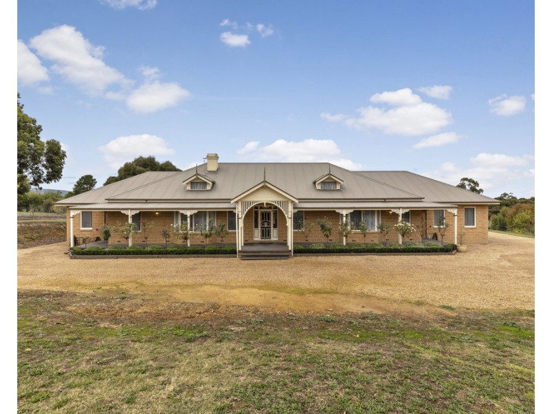 24-26 Laurimar Hill Drive, Doreen VIC 3754