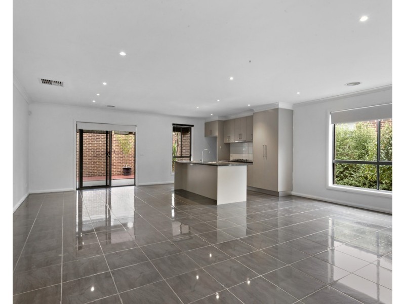 1 Loftus Lane, Doreen VIC 3754