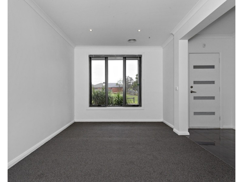 1 Loftus Lane, Doreen VIC 3754