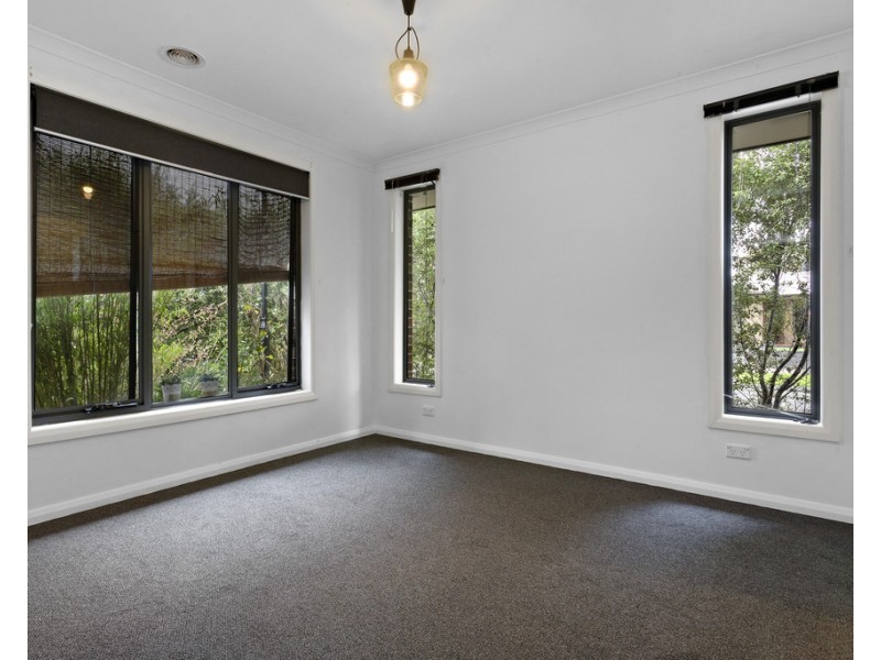 1 Loftus Lane, Doreen VIC 3754