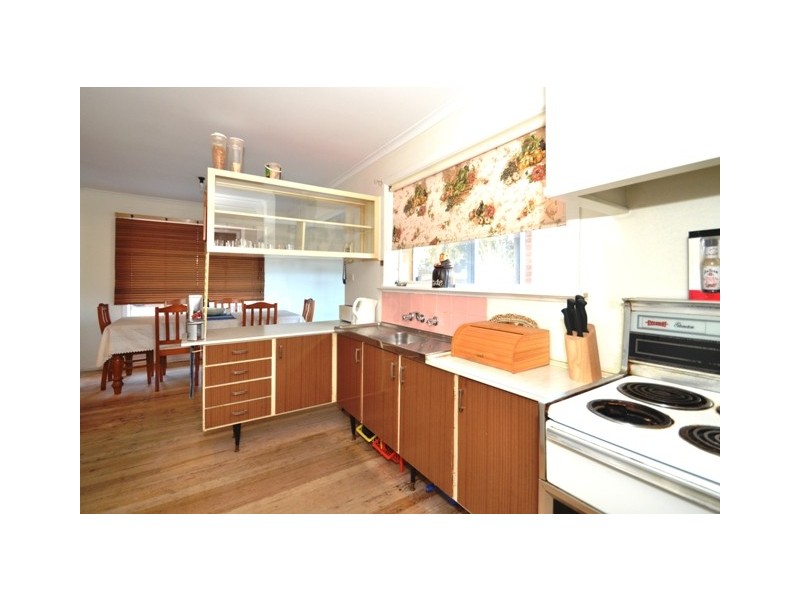 57 Pinehills Drive, Greensborough VIC 3088