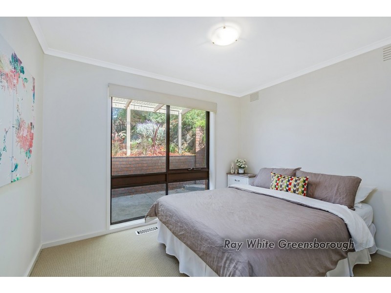 38 Brinawa Drive, Greensborough VIC 3088
