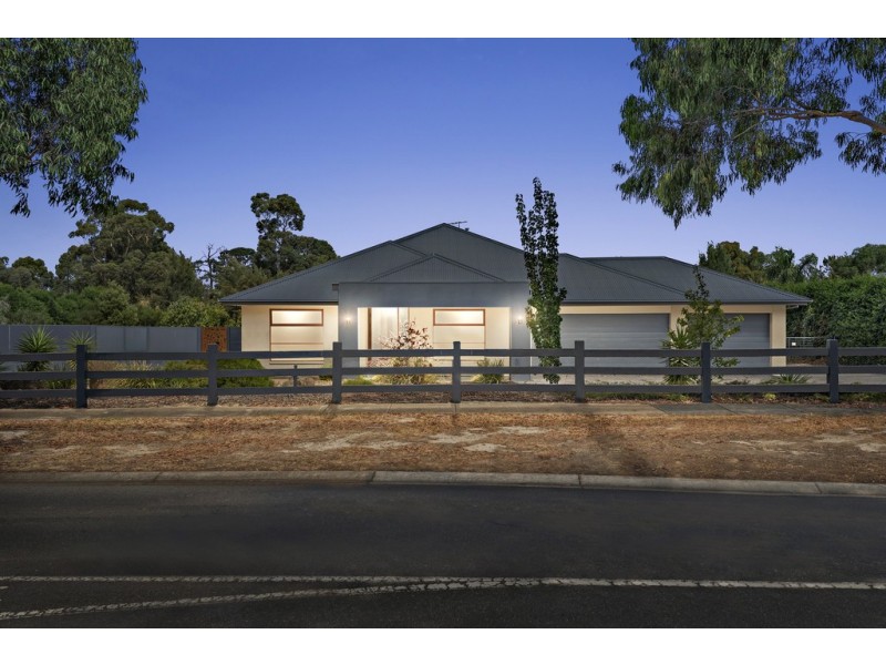 1-3 Flaxen Hills Road, Doreen VIC 3754