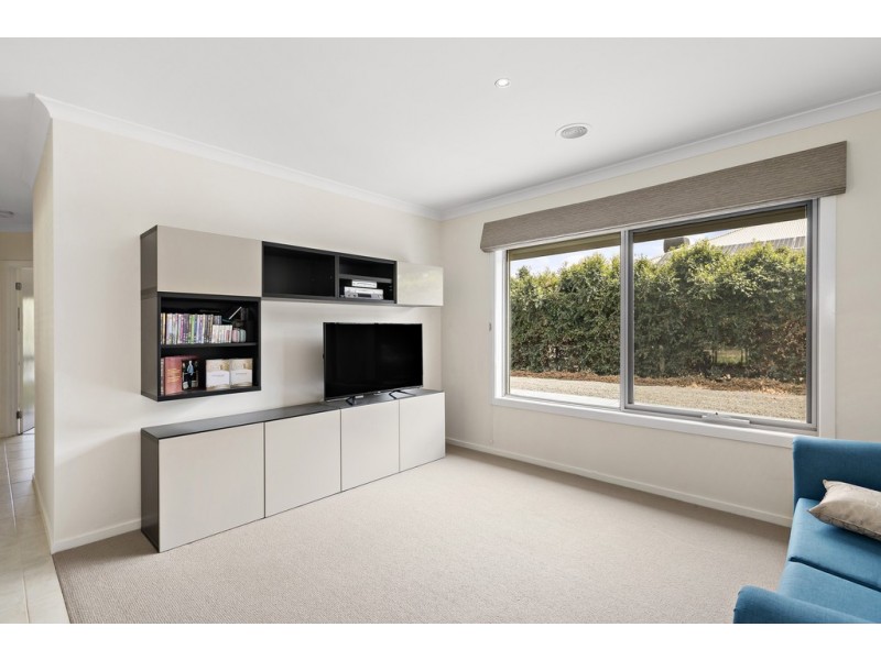 1-3 Flaxen Hills Road, Doreen VIC 3754