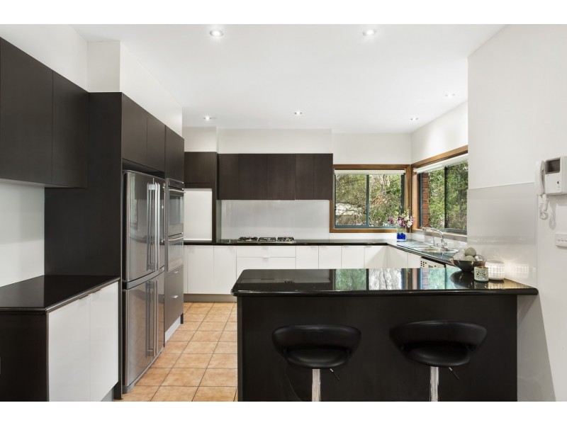 31 Banks Road, Eltham North VIC 3095