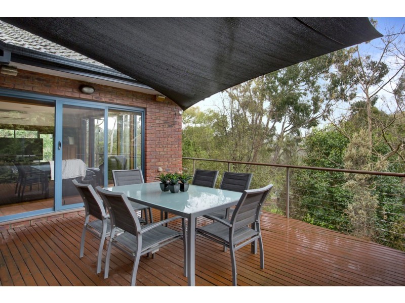 31 Banks Road, Eltham North VIC 3095
