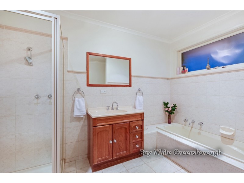 8 Robert Street, Montmorency VIC 3094