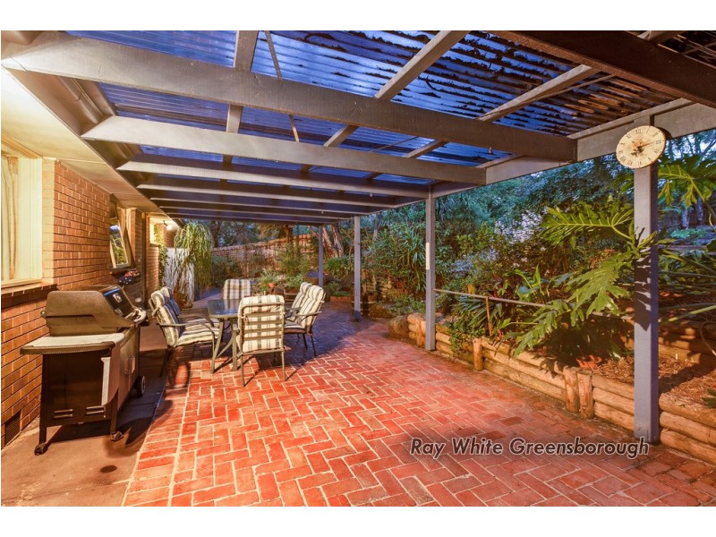 8 Robert Street, Montmorency VIC 3094