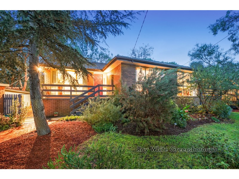 8 Robert Street, Montmorency VIC 3094