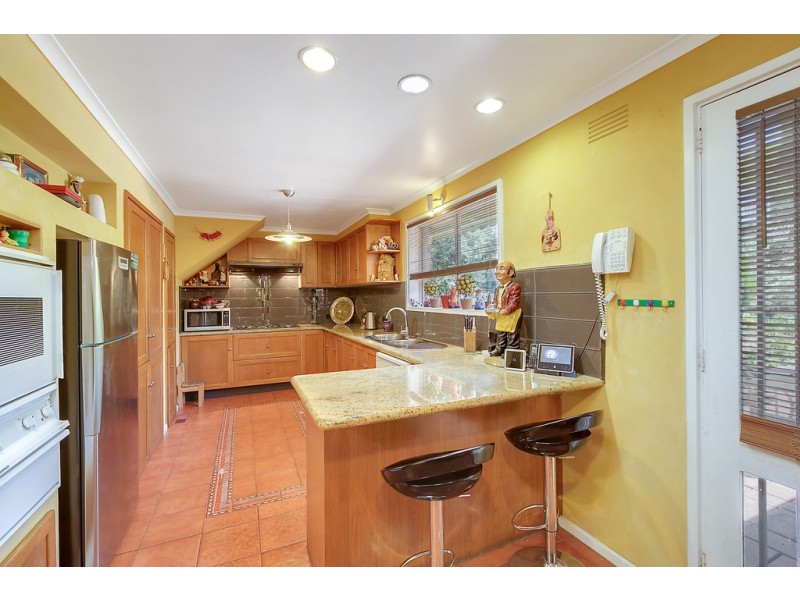 2 Lowan Avenue, Yallambie VIC 3085