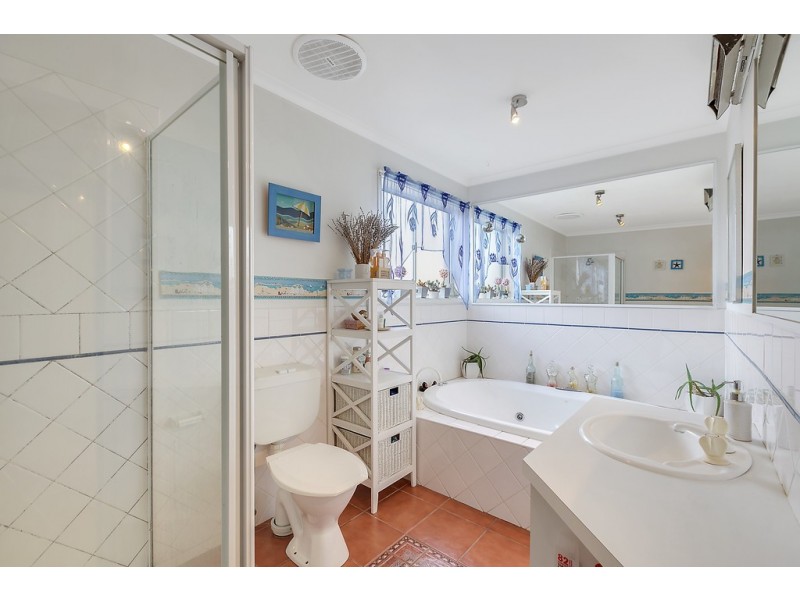 2 Lowan Avenue, Yallambie VIC 3085