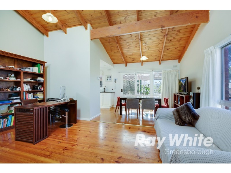 7 Adori Court, St Helena VIC 3088