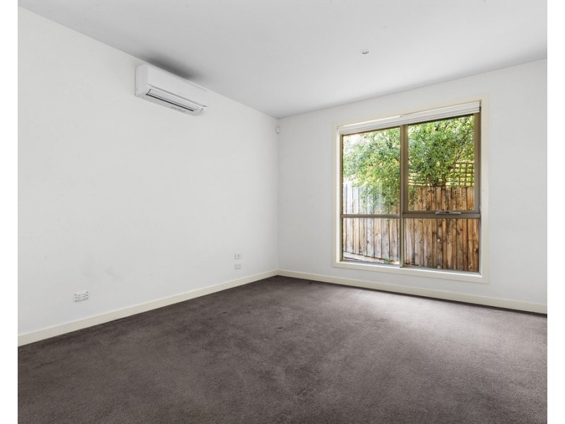 2/91 Old Eltham Road, Lower Plenty VIC 3093