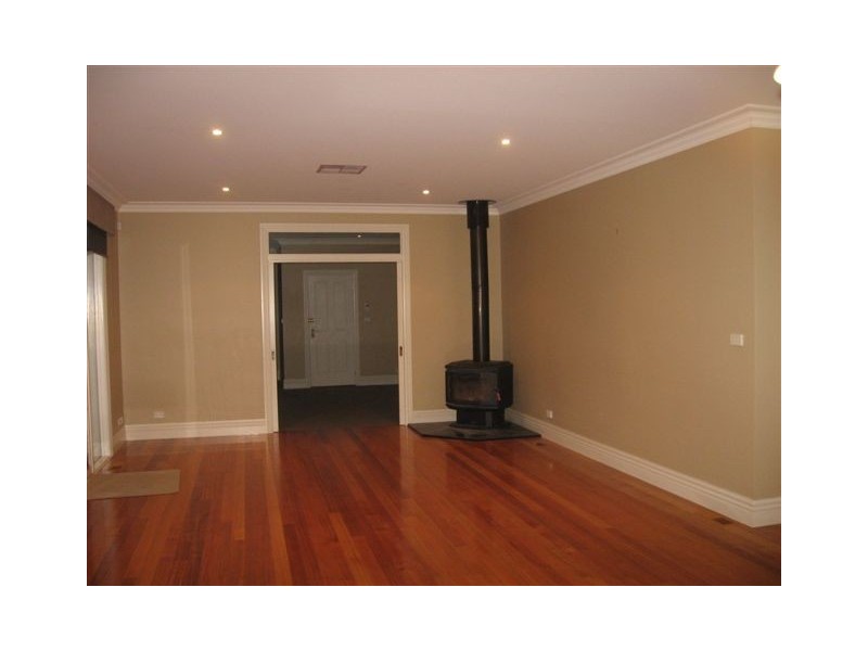 24-26 Laurimar Hill Drive, Doreen VIC 3754