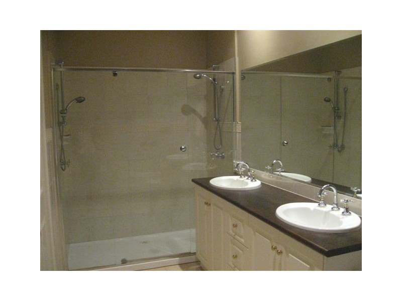 24-26 Laurimar Hill Drive, Doreen VIC 3754