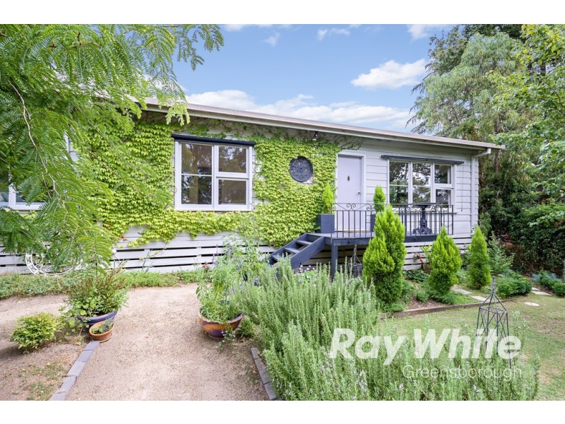 19 Paterson Crescent, Greensborough VIC 3088