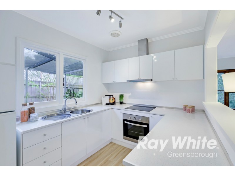 19 Paterson Crescent, Greensborough VIC 3088