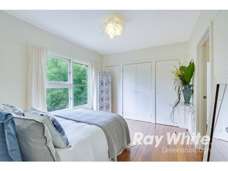 19 Paterson Crescent, Greensborough VIC 3088