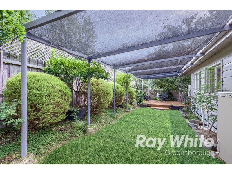 19 Paterson Crescent, Greensborough VIC 3088
